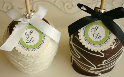 Bride and Groom Apples-Gourmet Caramel Apple, Apple Pie Caramel Apple, Apple Pie, Caramel Apple Favors