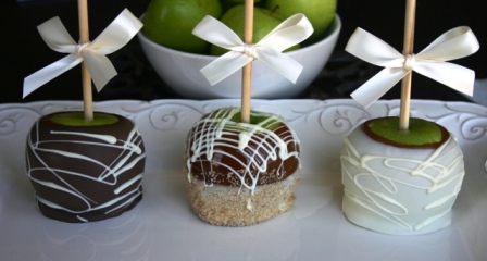 Caramel Apple Favor-Wedding and Party Favors, Caramel Apple Favors, Caramel Pretzel Favors, Caramel Marshmallows, Custom Gift Tags, Gourmet Wedding Gifts, Bride and Groom Caramel Apples, Bridal Shower Favors, Baby Shower Favors