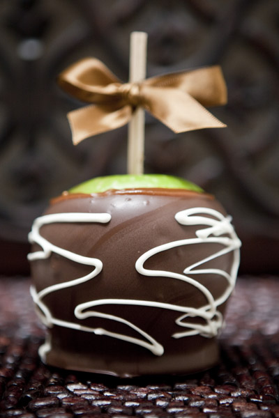 Simply Chocolate-Gourmet Caramel Apple, Apple Pie Caramel Apple, Apple Pie, Caramel Apple Favors